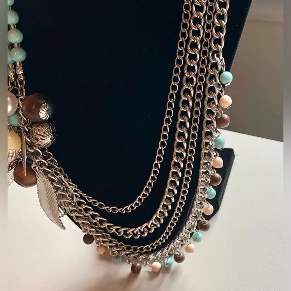 🎉Multi Strand Necklace w/Beads, Charms and Link Chains - Picture 3 of 9